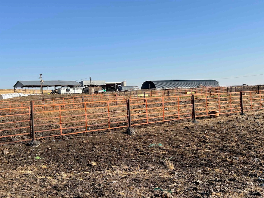 5190 Sr321n Rd, Sprague, WA 99032 - photo 1