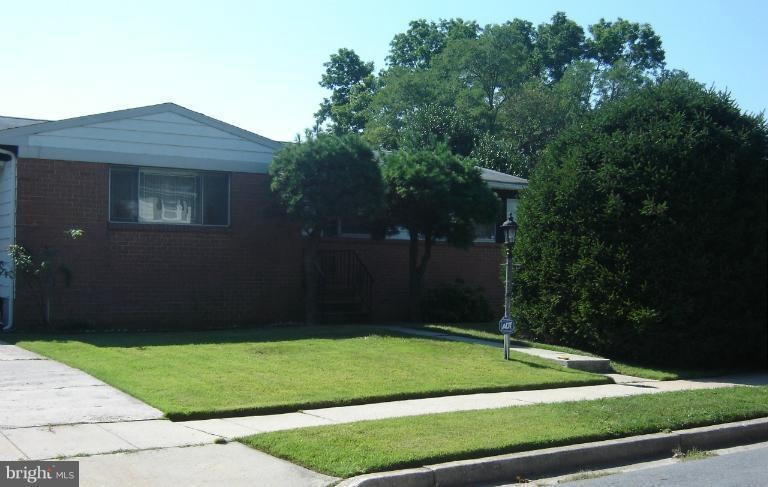 3109 Thornfield Rd, Gwynn Oak, MD 21207 - photo 1