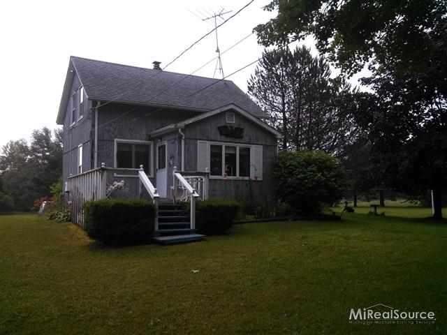 This is a view of the front of the home.