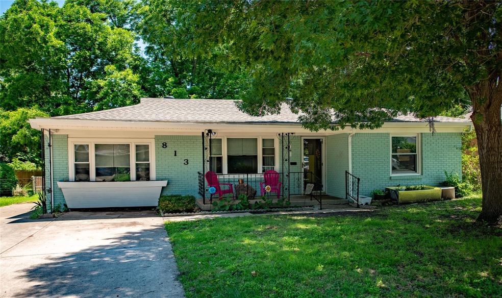 813 Odie Dr, Fort Worth, TX 76108 - photo 1