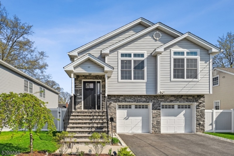 122 E 11th St, Linden, NJ 07036 - photo 1