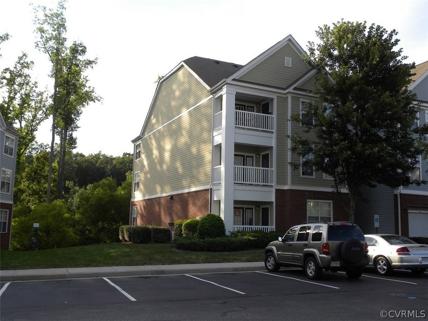 724 Bristol Village Drive, Unit 302