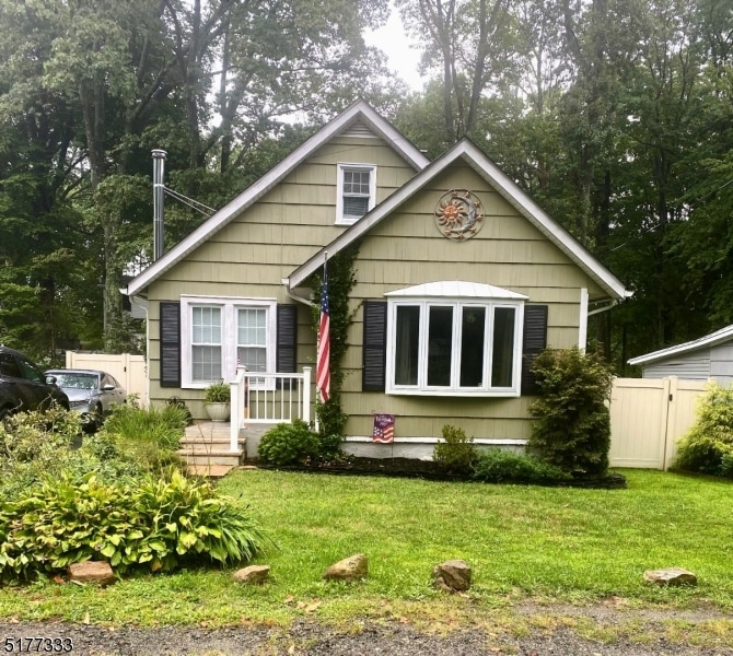 34 Reservoir Rd, Lake Hopatcong, NJ 07849 - photo 1