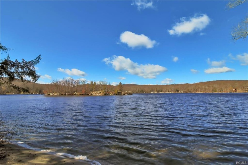 153 Sagamore Dr, Carmel, NY 10512 - photo 1