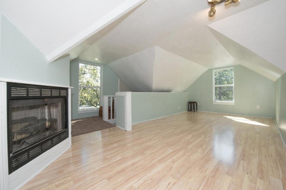 For Rent $1,595/month