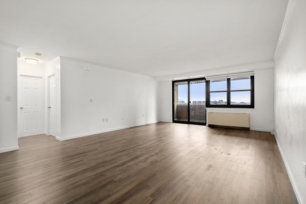 9 Hawthorne Place unit 16J, Boston, MA 02114 - photo 1