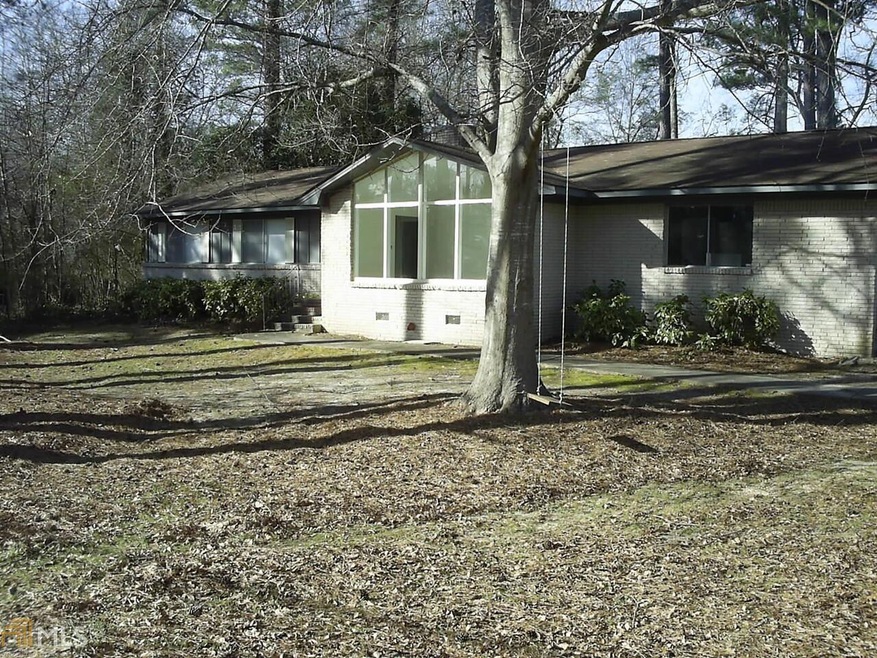 80 Colonial Dr, Carrollton, GA 30117 - photo 1