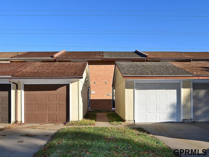 4613 Tipperary Trail, Lincoln, NE 68512 - photo 1