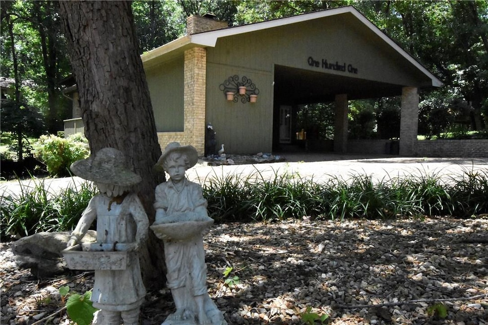 101 Riordan Dr, Bella Vista, AR 72715 - photo 1