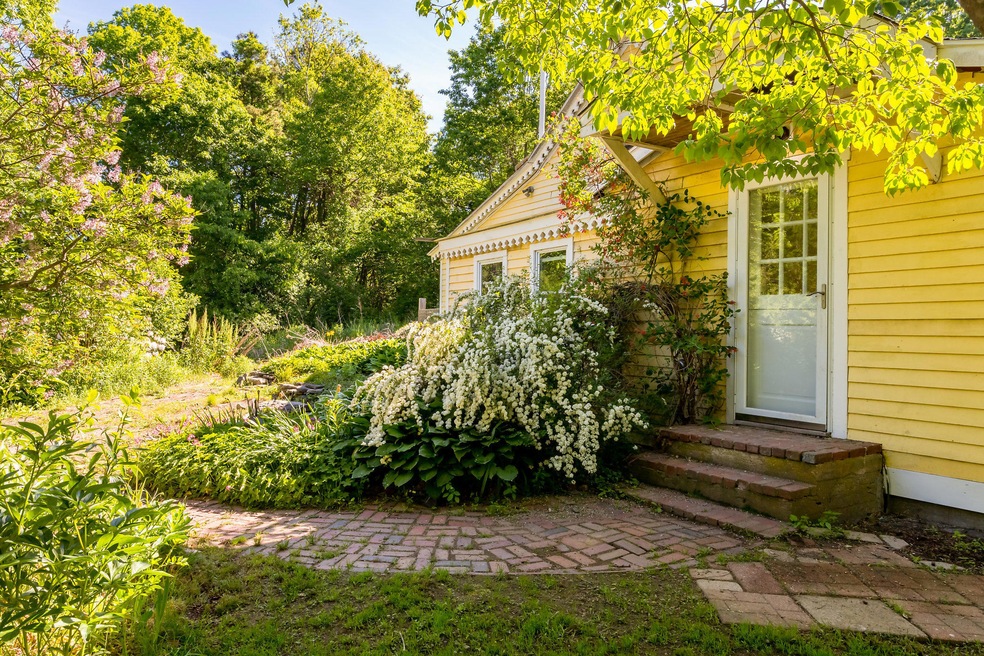 36 Foyes Ln, Kittery, ME 03905 - photo 1