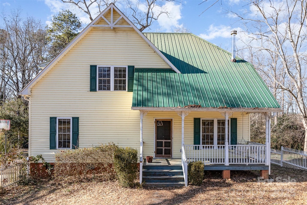 295 Clinton St, Shelby, NC 28150 - photo 1