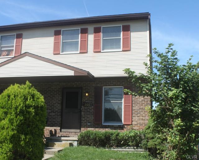 808 Sherman St, Allentown, PA 18109 - photo 1