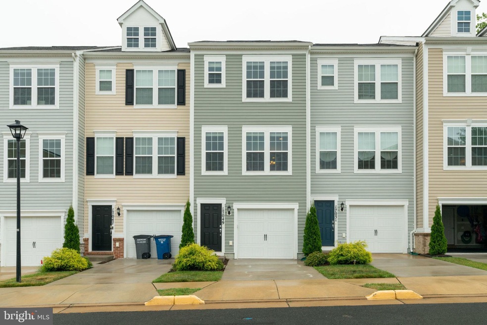 17049 Gibson Mill Rd unit 110, Dumfries, VA 22026 - photo 1