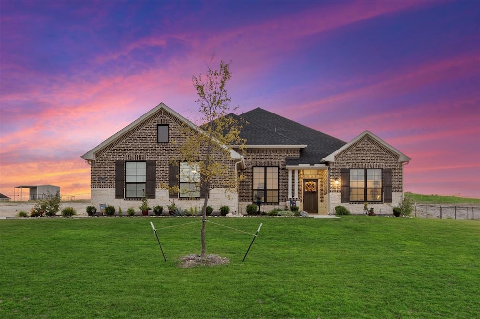 1033 Flagstone Dr, Weatherford, TX 76085 - photo 1