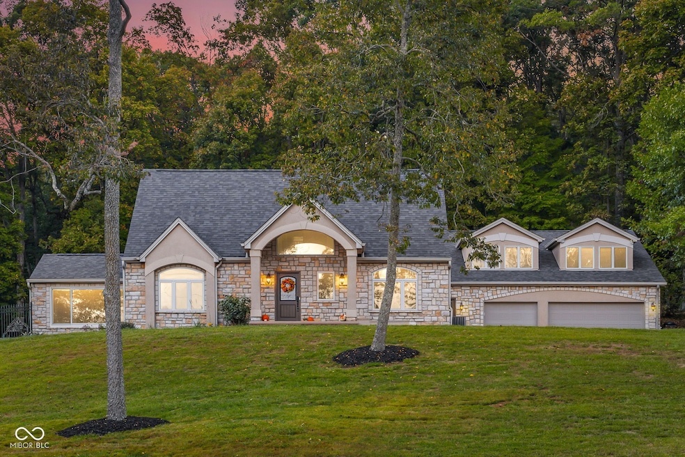 4872 S Poplar Dr, Columbus, IN 47201 - photo 1