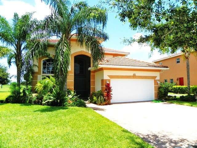 1978 Par Dr, Naples, FL 34120 - photo 1