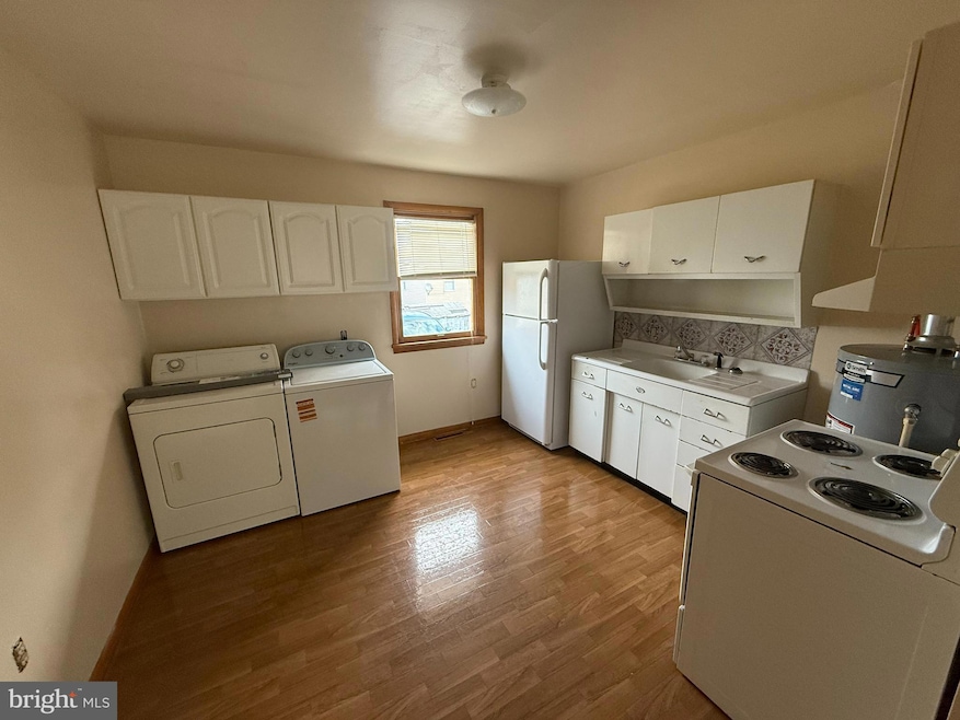 23 C St unit 3, Keyser, WV 26726 - photo 1