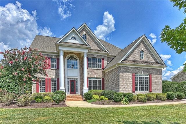 Beautiful Custom brick home on 1 acre!