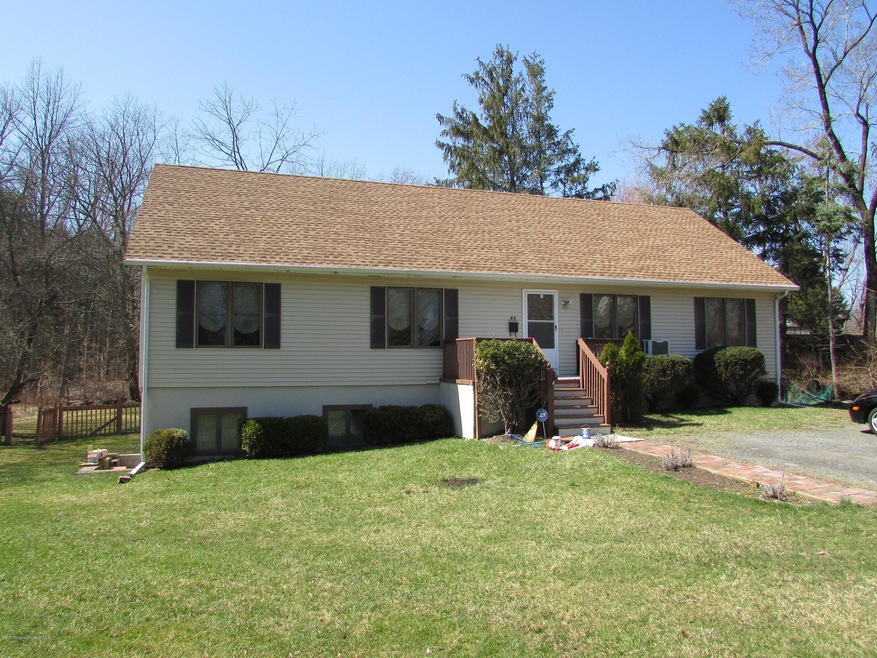 18 Elizabeth Pkwy, Eatontown, NJ 07724 - photo 1