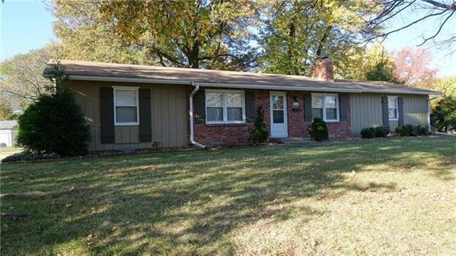 11901 W 68th Terrace, Shawnee, KS 66216 - photo 1