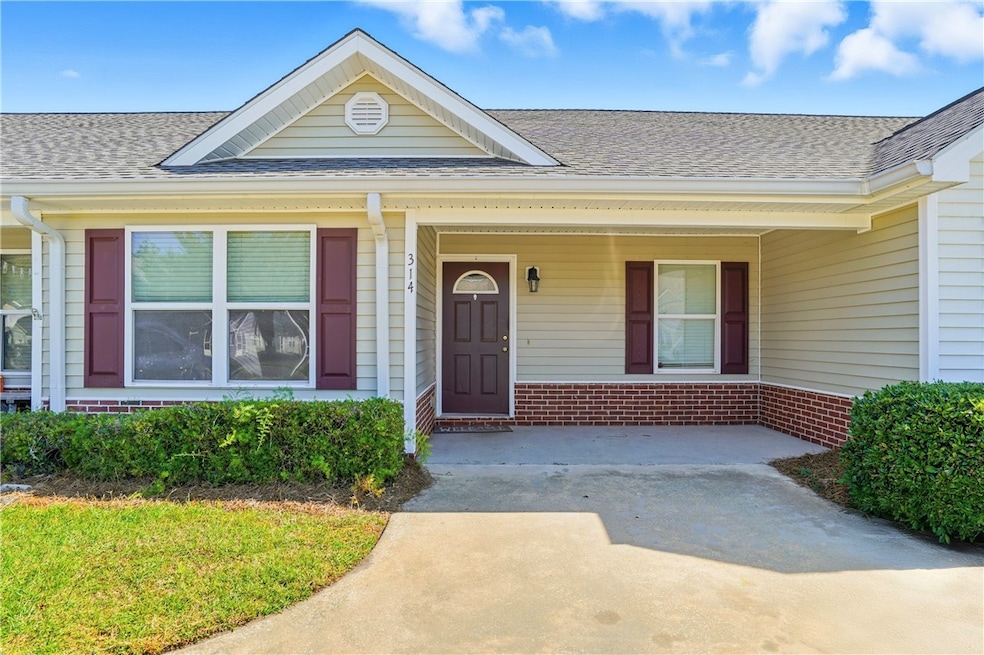 314 Promise Ln, Brunswick, GA 31525 - photo 1