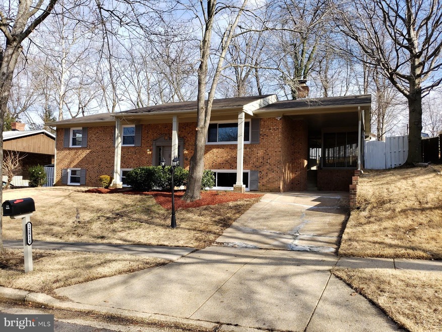 12814 Pine Tree Ln, Fort Washington, MD 20744 - photo 1