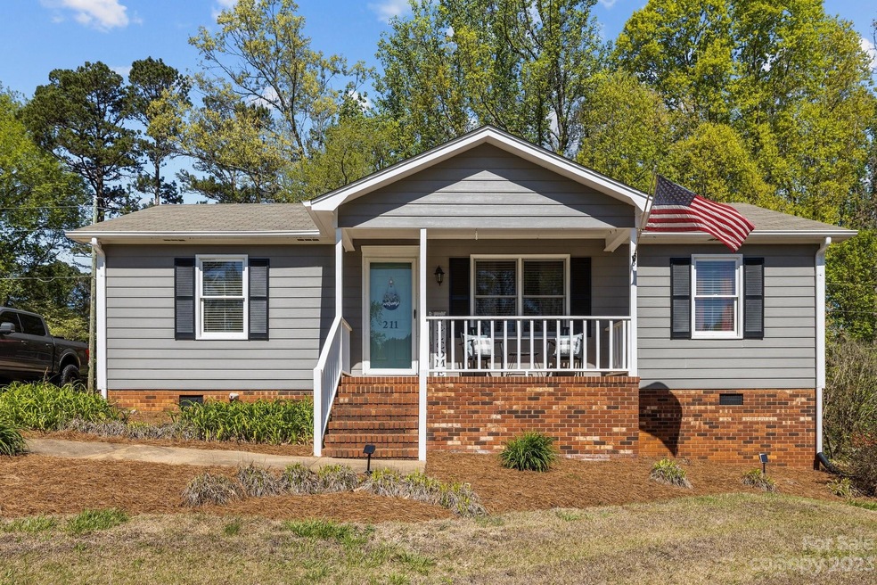 211 Ace Ave, Dallas, NC 28034 - photo 1