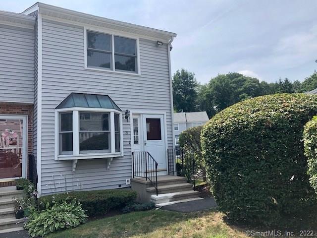 3235 Madison Ave unit 3, Bridgeport, CT 06606 - photo 1