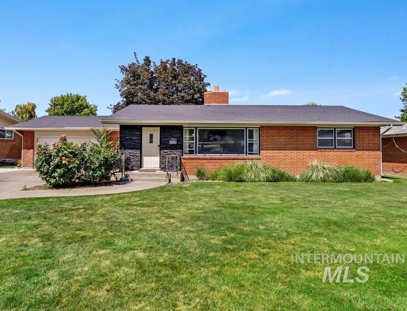 For Sale $435,000