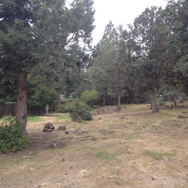 2227 NW 7th St, Bend, OR 97701 - photo 1