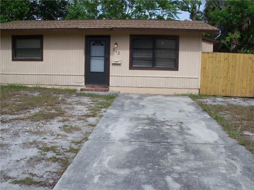 NEWER ROOF AND NEW WOOD FENCE