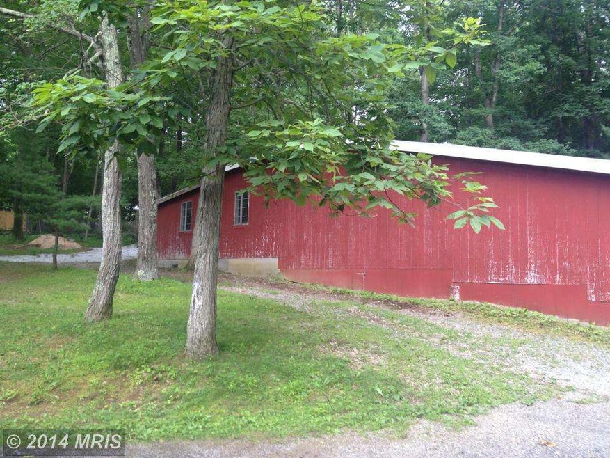 13541 Ritchie Rd, Cascade, MD 21719 - photo 1