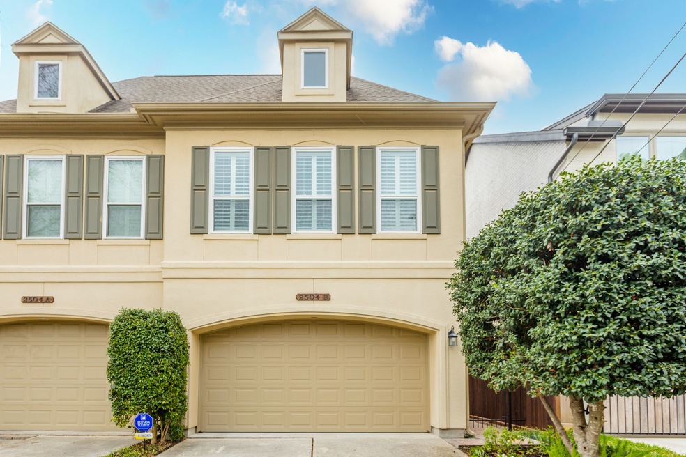 2504 Park St unit B, Houston, TX 77019 - photo 1