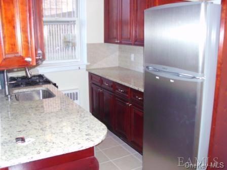 485 Bronx River Rd unit A1, Yonkers, NY 10704 - photo 1
