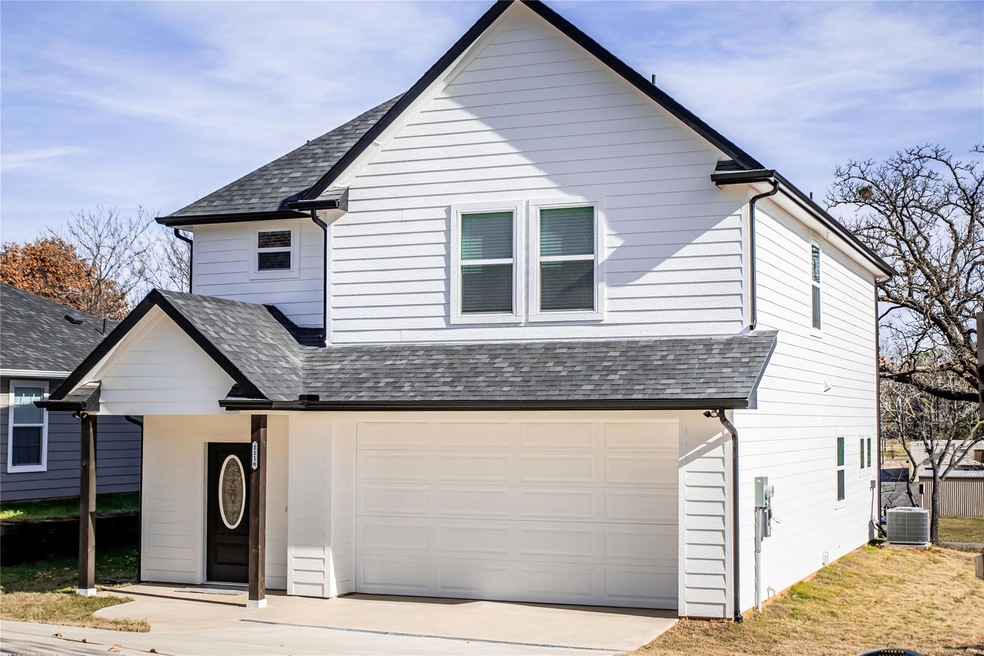 1116 S Tone Ave, Denison, TX 75020 - photo 1