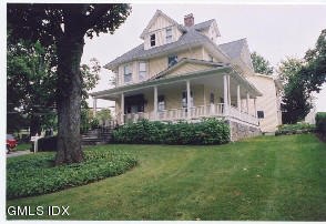 131 Milbank Ave, Greenwich, CT 06830 - photo 1