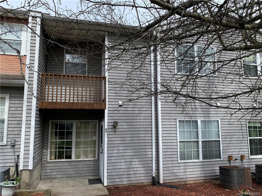 32 Jimal Dr unit 5, Middletown, NY 10940 - photo 1