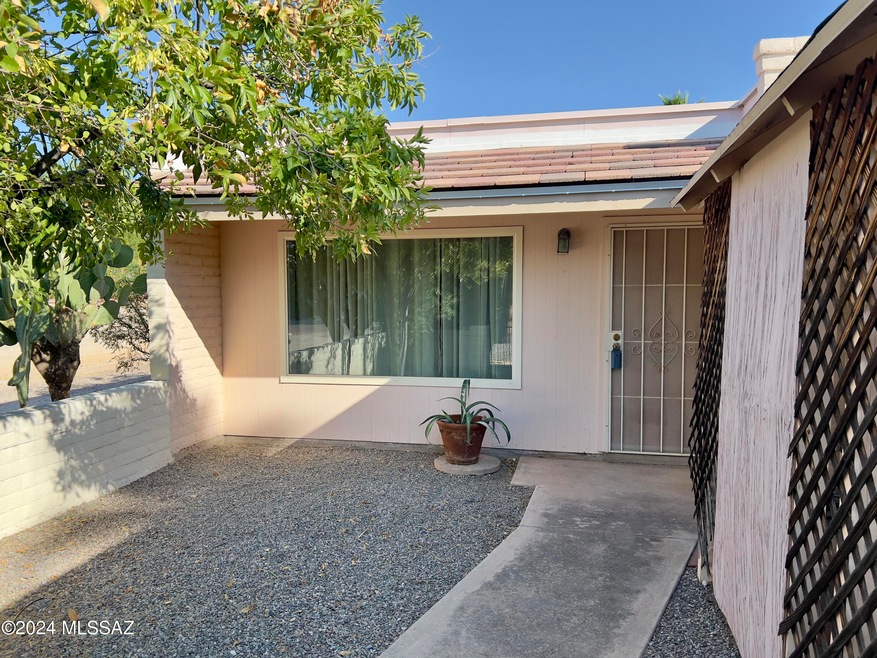 Front Courtyard Entry