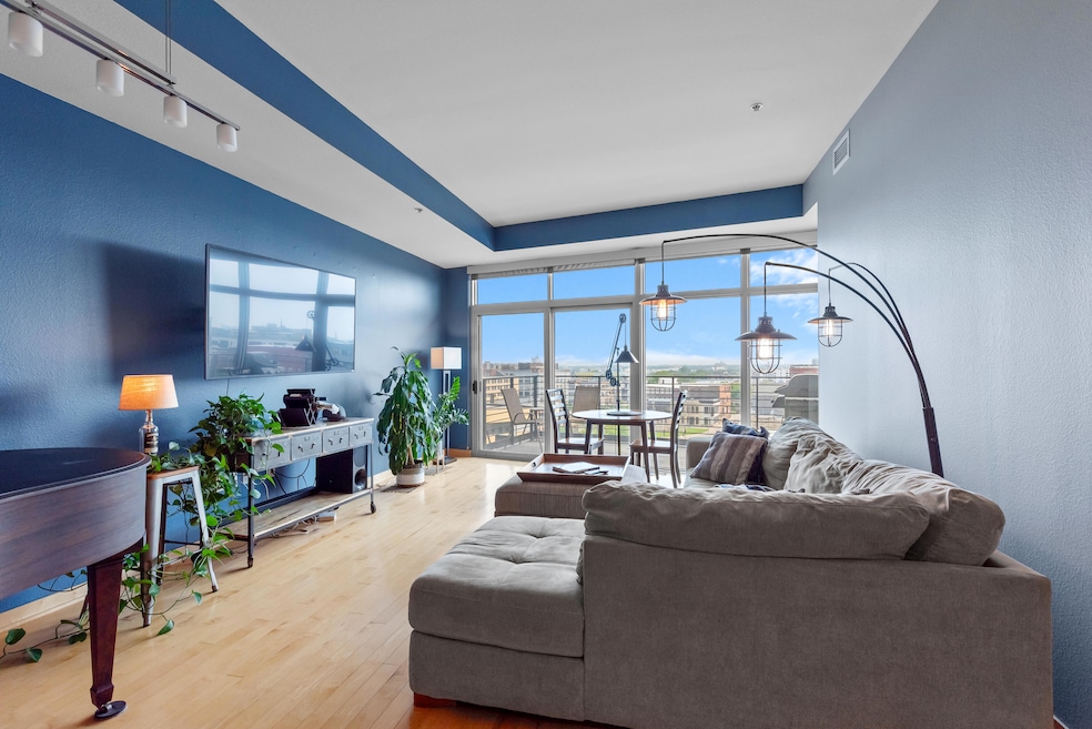 The Point On the River unit 702, Milwaukee, WI 53204 - photo 1