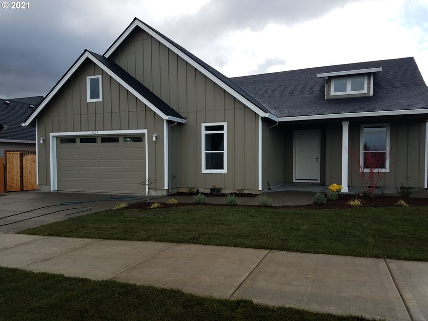 2023 SE 11th Ave, Canby, OR 97013 - photo 1