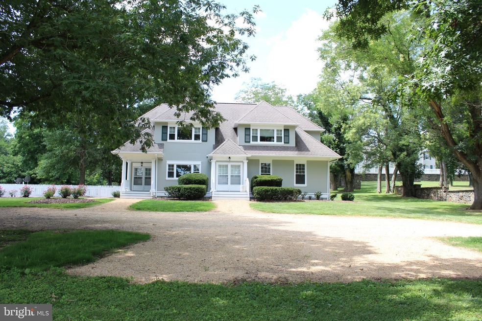 1346 Rokeby Rd unit A, Upperville, VA 20184 - photo 1