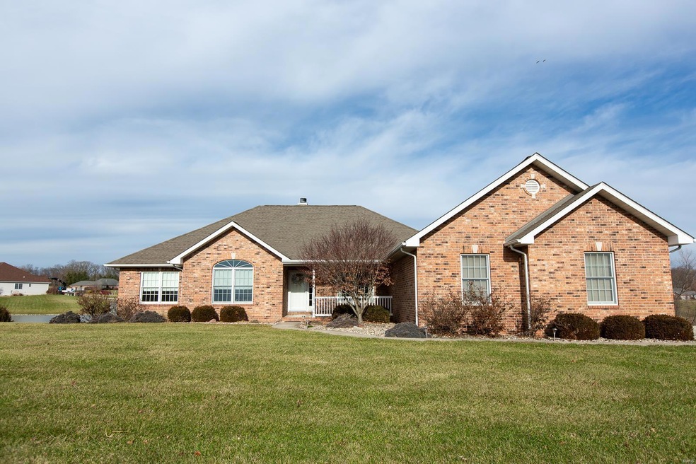 933 Bay Pointe Dr, Freeburg, IL 62243 - photo 1