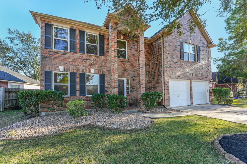 3423 Englewood Dr, Pearland, TX 77584 - photo 1