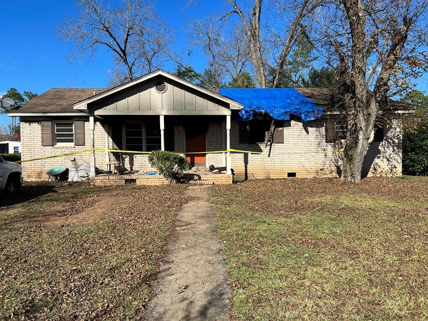 2017 W Waddell Ave, Albany, GA 31707 - photo 1