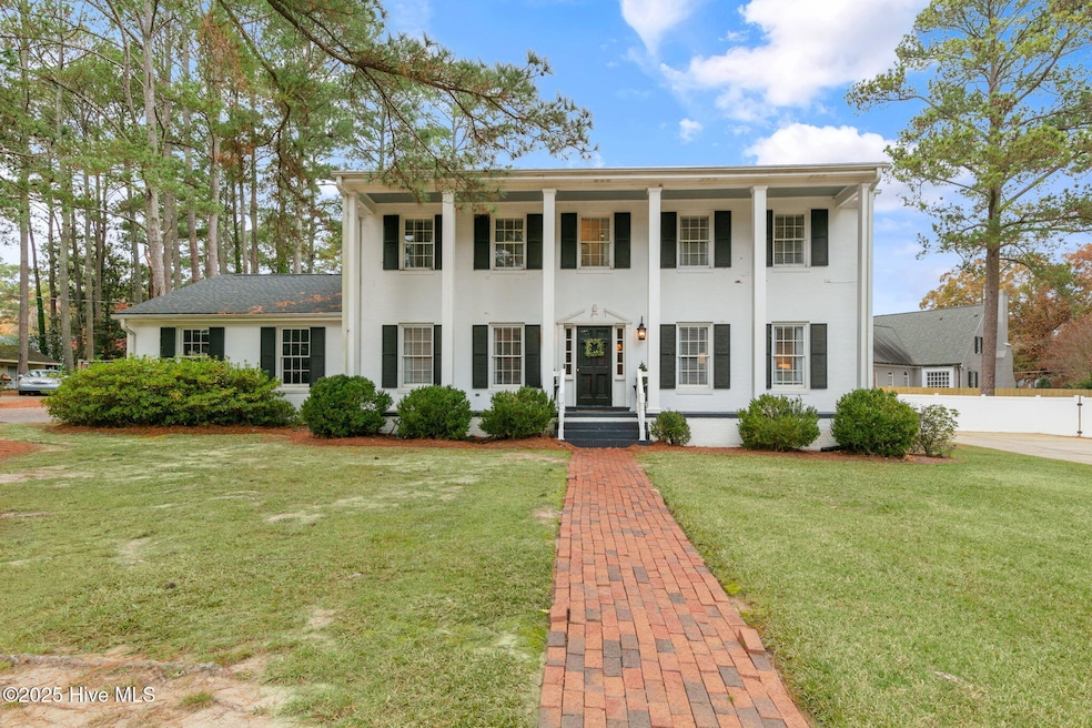 2-web-or-mls-1115-laurel-ln-nw-wilson-02
