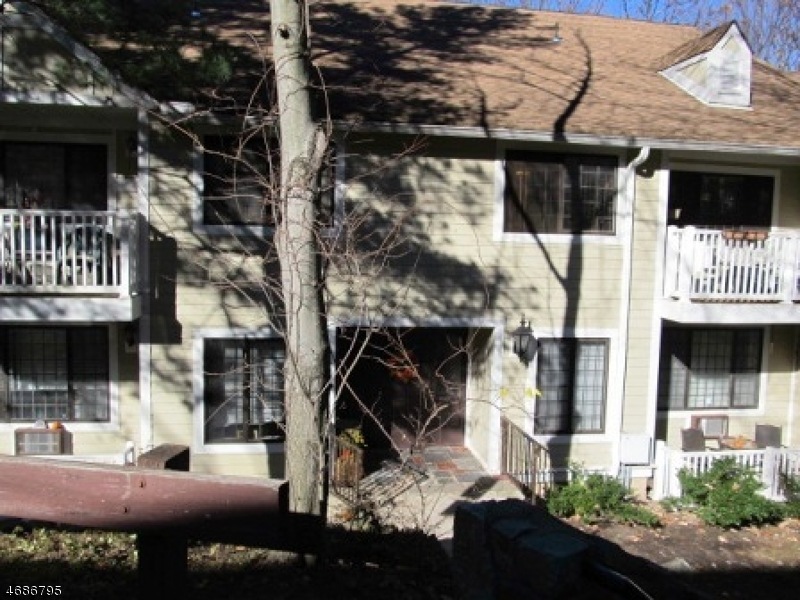 9 Foxwood Dr unit G, Morris Plains, NJ 07950 - photo 1