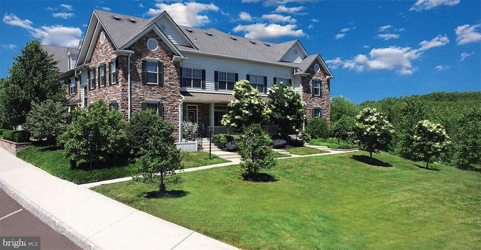 705 Ridgeview Ct, Sellersville, PA 18960 - photo 1