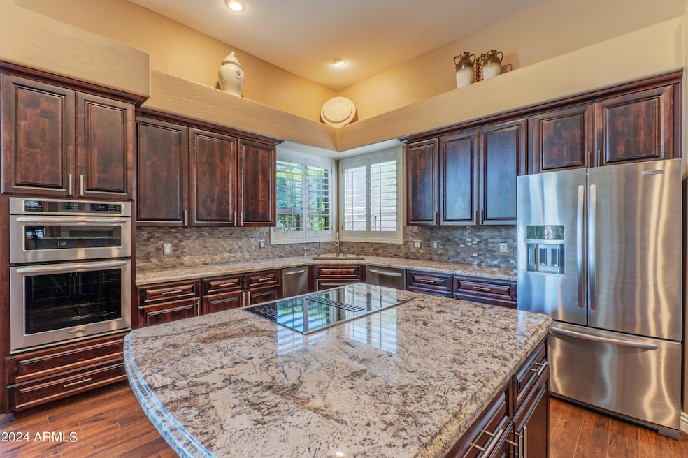 4410 East Robin Lane Phoenix-print-012-0
