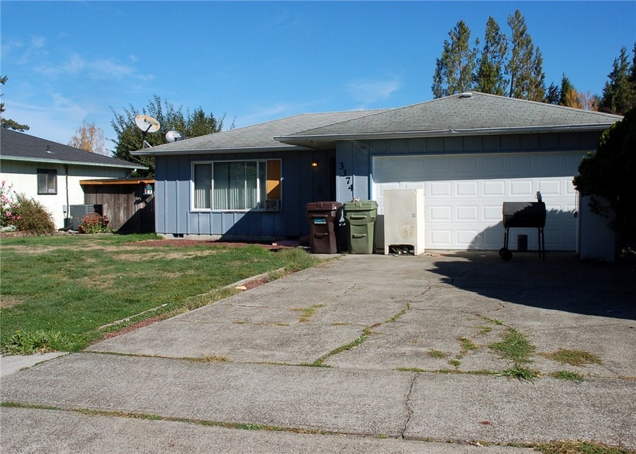 3374 Tori Ln, Longview, WA 98632 - photo 1