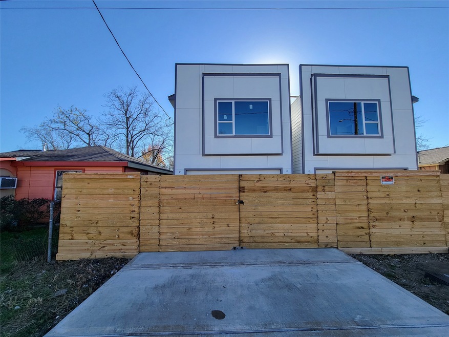 3820 Mount Pleasant St, Houston, TX 77021 - photo 1